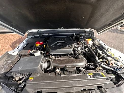 Used 2021 Jeep Wrangler Sport AWD/4WD image 15