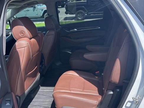 Certified 2020 Buick Enclave Avenir w/ Avenir Technology Package AWD/4WD image 7