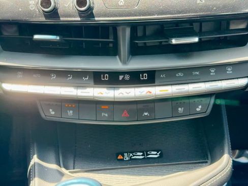 Used 2021 Cadillac CT4 Premium Luxury AWD/4WD image 22