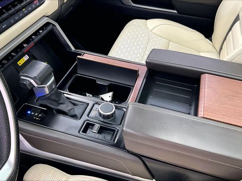 Used 2023 Toyota Tundra 1794 Edition image 16