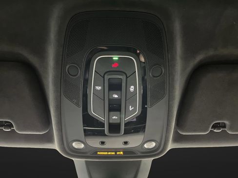 Used 2022 Audi SQ8 Prestige w/ Prestige Package image 26