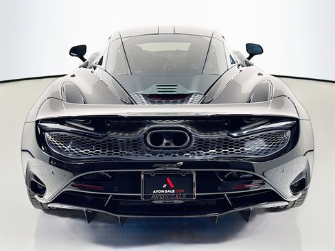 Used 2024 McLaren 750S image 6