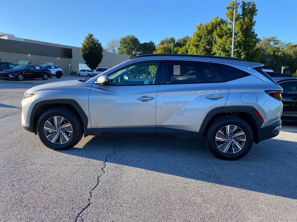 Used 2024 Hyundai Tucson Blue AWD/4WD image 4