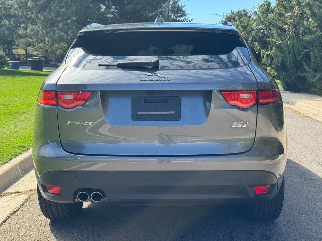 Used 2017 Jaguar F-PACE Premium AWD/4WD image 4