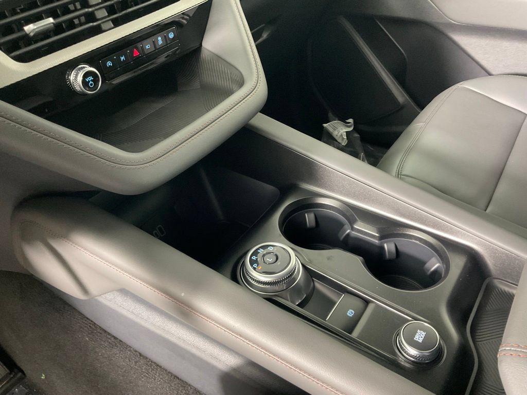 New 2027 Ford Explorer Active w/ Active Comfort Package RWD image 19