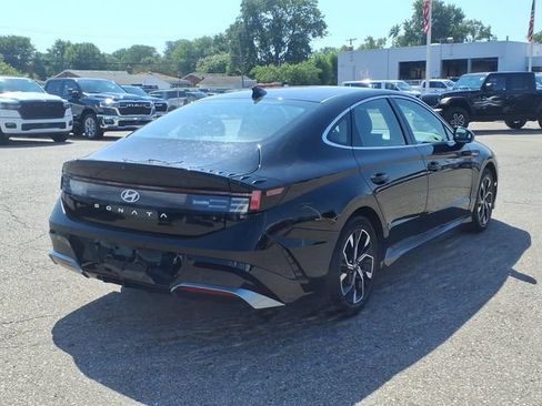 Used 2024 Hyundai Sonata SEL FWD image 5