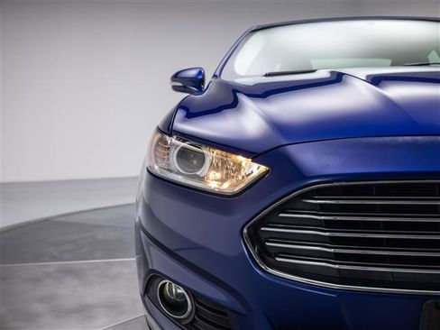 Used 2014 Ford Fusion SE image 14