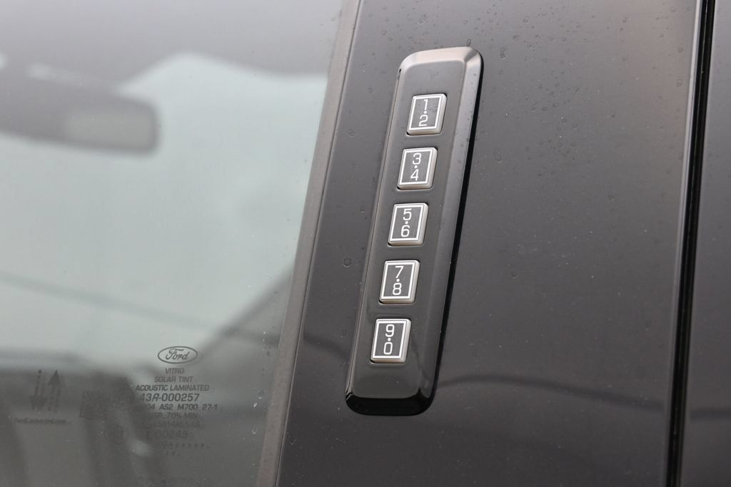 Used 2020 Ford F150 XLT w/ Equipment Group 302A Luxury AWD/4WD image 13