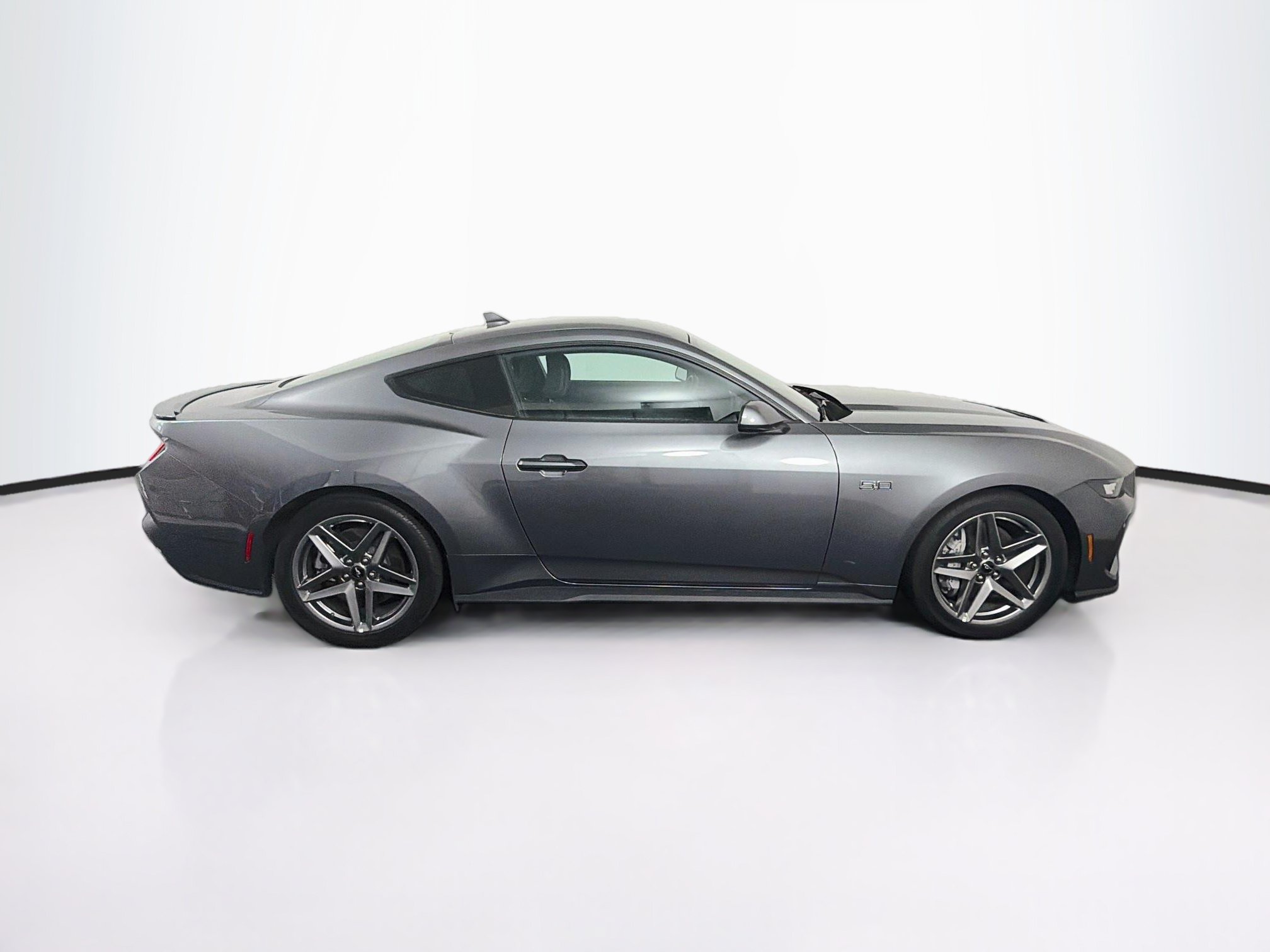 Used 2025 Ford Mustang GT RWD image 10
