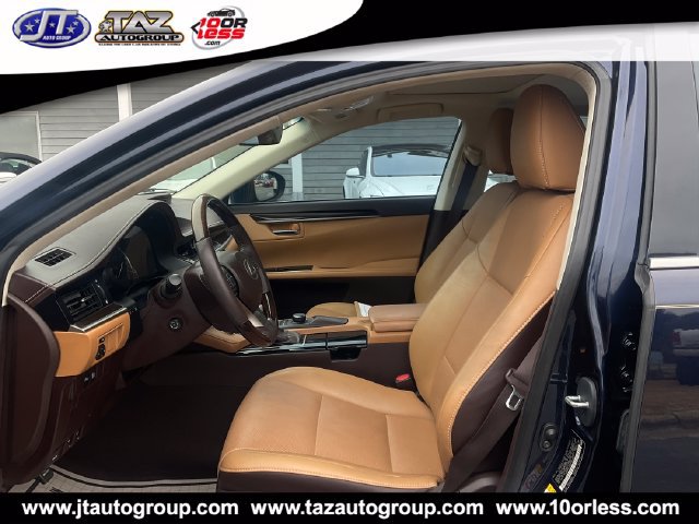 Used 2016 Lexus ES 350 w/ Premium Package w/Wood Trim FWD image 10