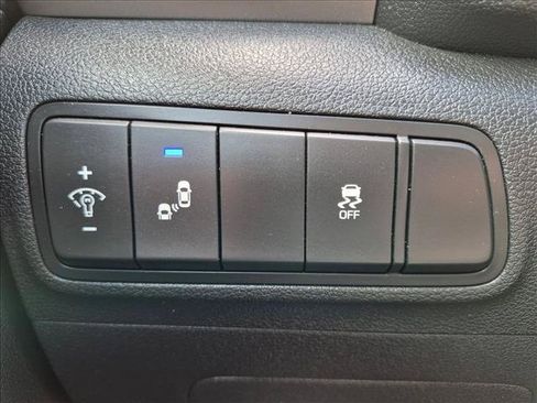 Used 2017 Hyundai Tucson SE Plus AWD/4WD image 16