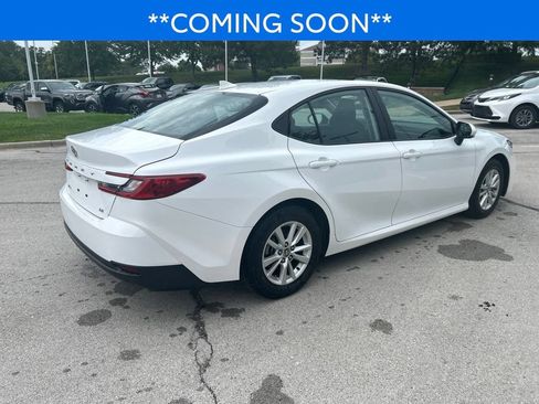 Certified 2025 Toyota Camry LE FWD image 5