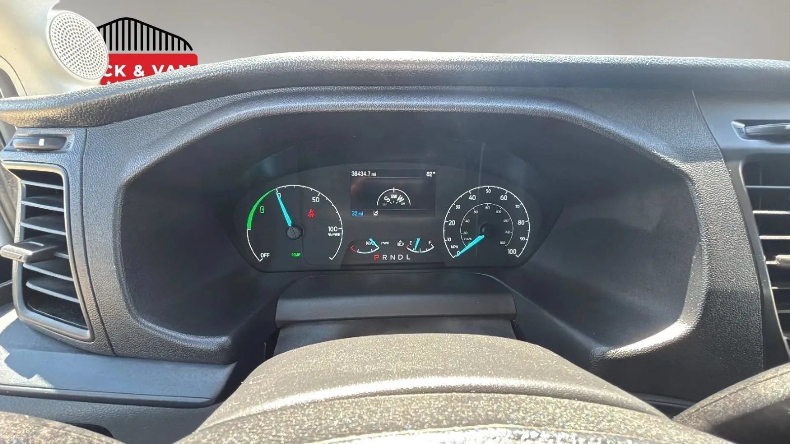Used 2022 Ford E-Transit 148 High Roof w/ Load Area Protection Package RWD image 9