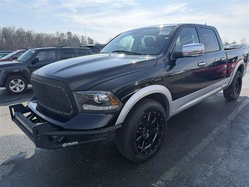 Used 2015 RAM 1500 Laramie w/ Convenience Group AWD/4WD image 19