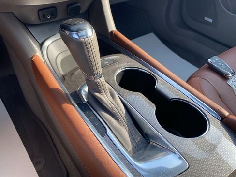 Used 2018 Chevrolet Malibu LT w/ Leather Package image 30