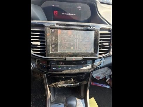 Used 2016 Honda Accord EX image 12