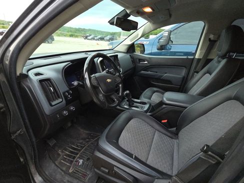 Used 2017 Chevrolet Colorado Z71 AWD/4WD image 10