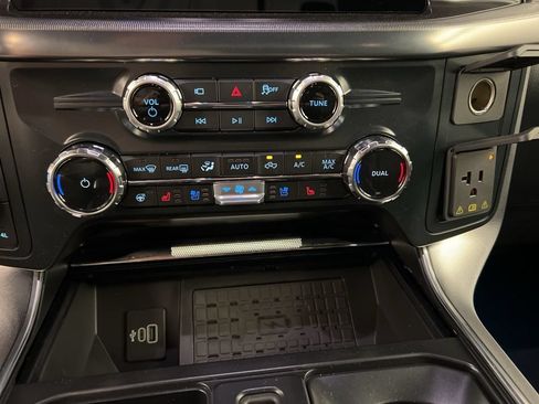New 2025 Ford F150 Platinum w/ Equipment Group 702A High AWD/4WD image 13