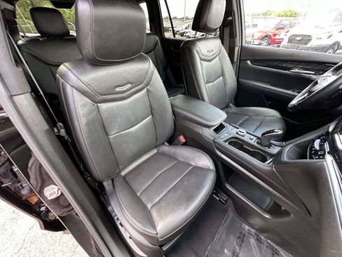 Used 2024 Cadillac XT6 Premium Luxury w/ Technology Package AWD/4WD image 20