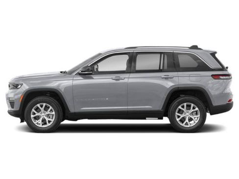 Certified 2023 Jeep Grand Cherokee Laredo w/ Luxury Tech Group I AWD/4WD image 2