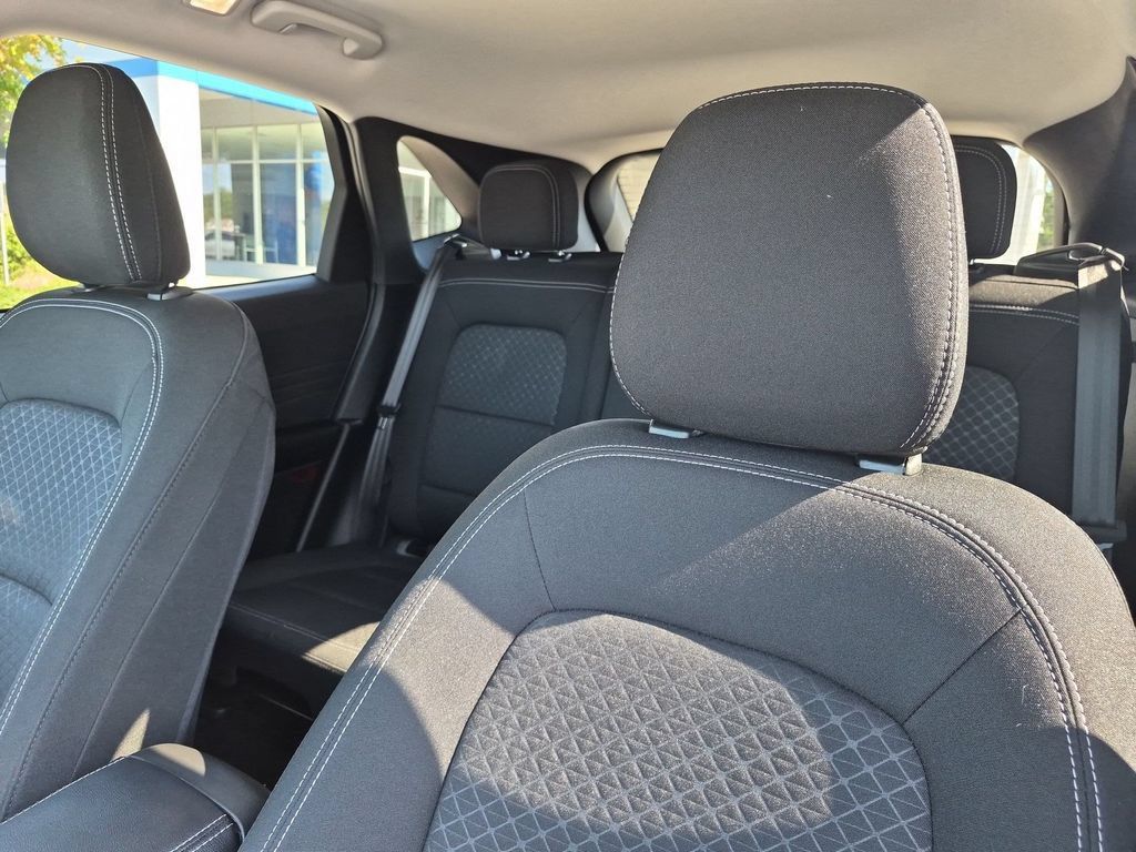 Used 2025 Ford Escape Active FWD image 14