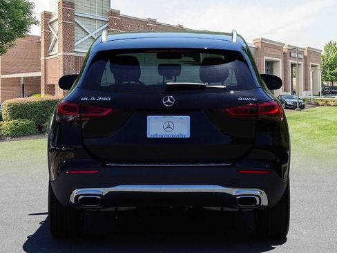 Used 2023 Mercedes-Benz GLA 250 4MATIC image 5