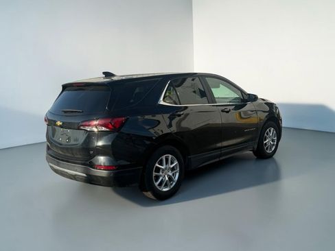 Used 2024 Chevrolet Equinox LT image 3