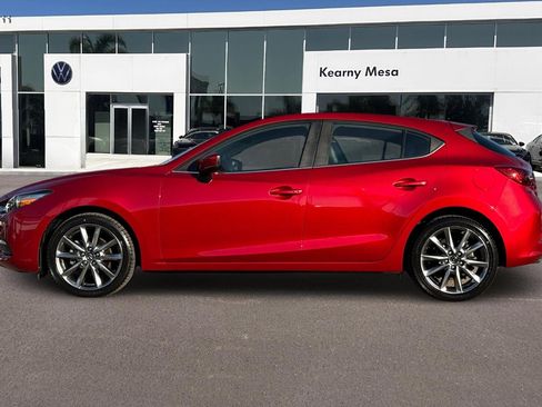 Used 2018 MAZDA MAZDA3 Touring image 7