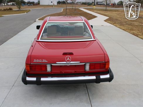 Used 1988 Mercedes-Benz 560 SL image 12