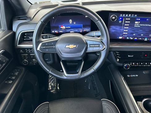 Certified 2025 Chevrolet Tahoe Premier AWD/4WD image 17
