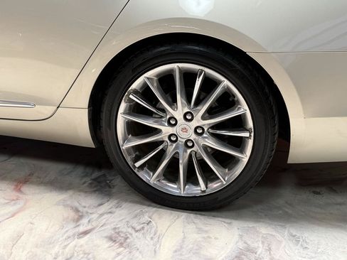 Used 2013 Cadillac XTS Platinum w/ Driver Assist Package FWD image 27