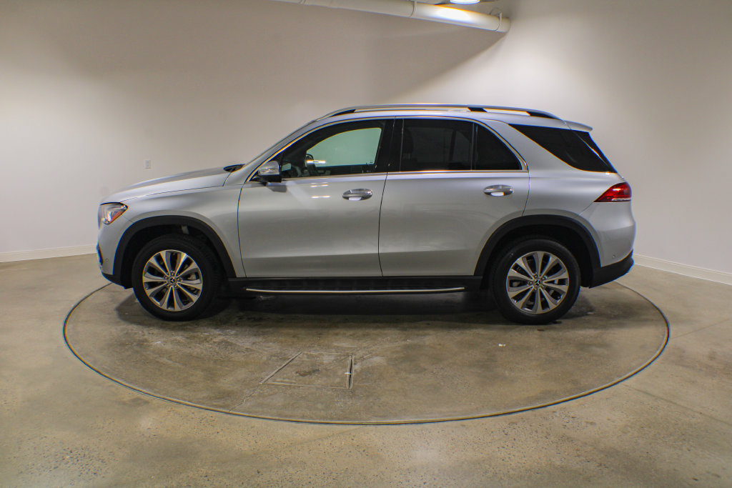 Used 2023 Mercedes-Benz GLE 350 4MATIC image 2