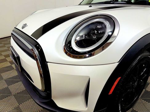Certified 2023 MINI Cooper 4-Door Hardtop image 25
