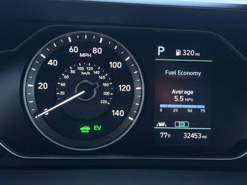 Used 2020 Hyundai Ioniq Blue image 17