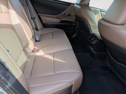 Used 2022 Lexus ES 350 w/ Premium Package image 27