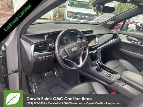Used 2022 Cadillac XT6 Sport w/ Technology Package AWD/4WD image 12