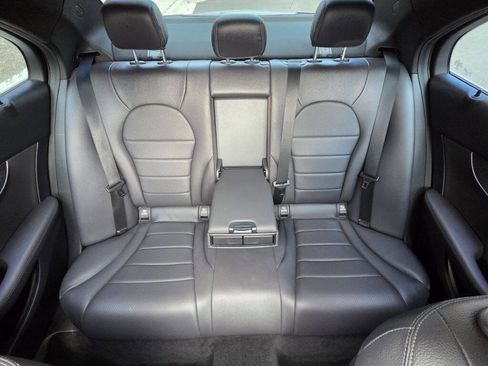 Used 2019 Mercedes-Benz C 300 Sedan image 21