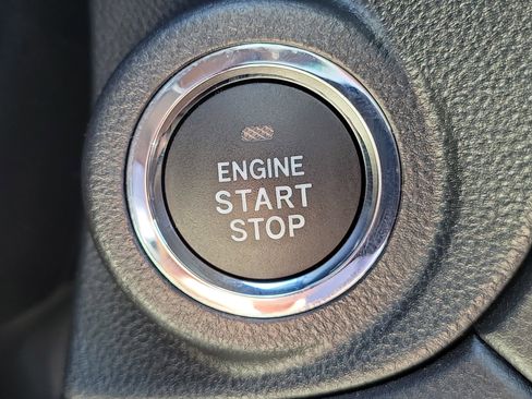 Certified 2025 Subaru Outback Touring XT w/ Popular Package #2 image 31