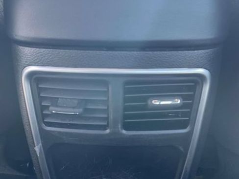 Used 2023 Dodge Charger SXT RWD image 16