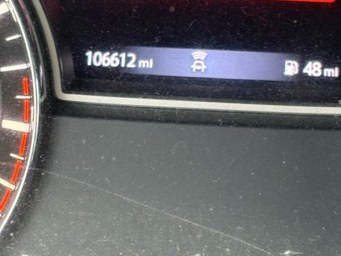 Used 2019 Nissan Pathfinder S AWD/4WD image 12
