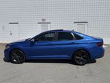 Used 2024 Volkswagen Jetta SE image 3