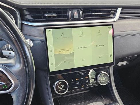 Used 2021 Jaguar F-PACE S image 11