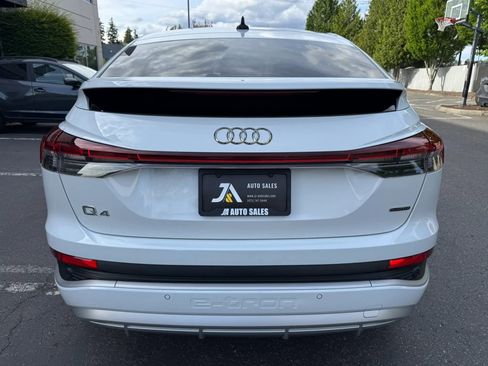 Used 2023 Audi Q4 e-tron Premium Plus AWD/4WD image 9