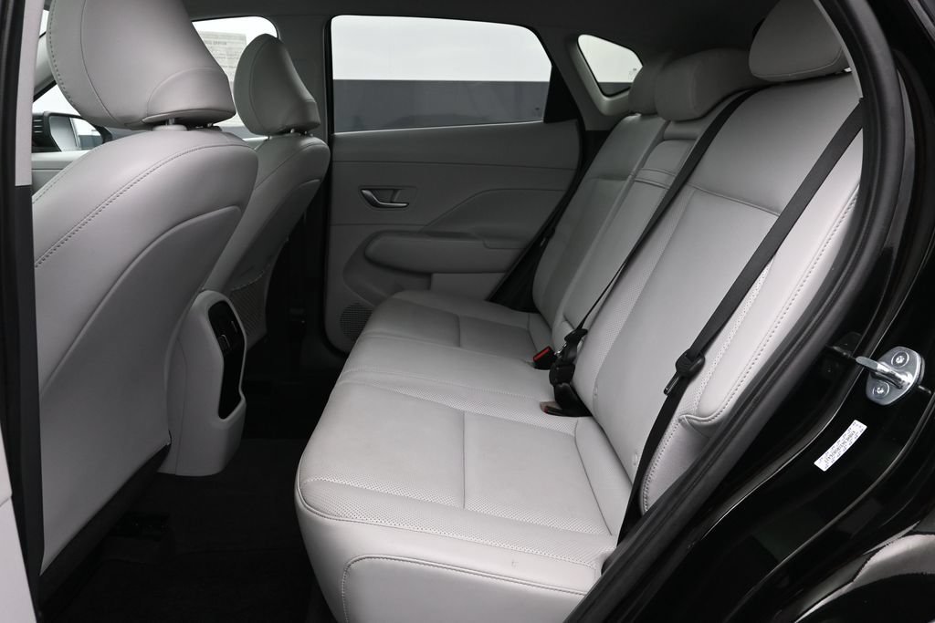 Certified 2024 Hyundai Kona Limited FWD image 12