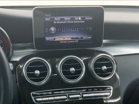 Used 2019 Mercedes-Benz GLC 300 image 6