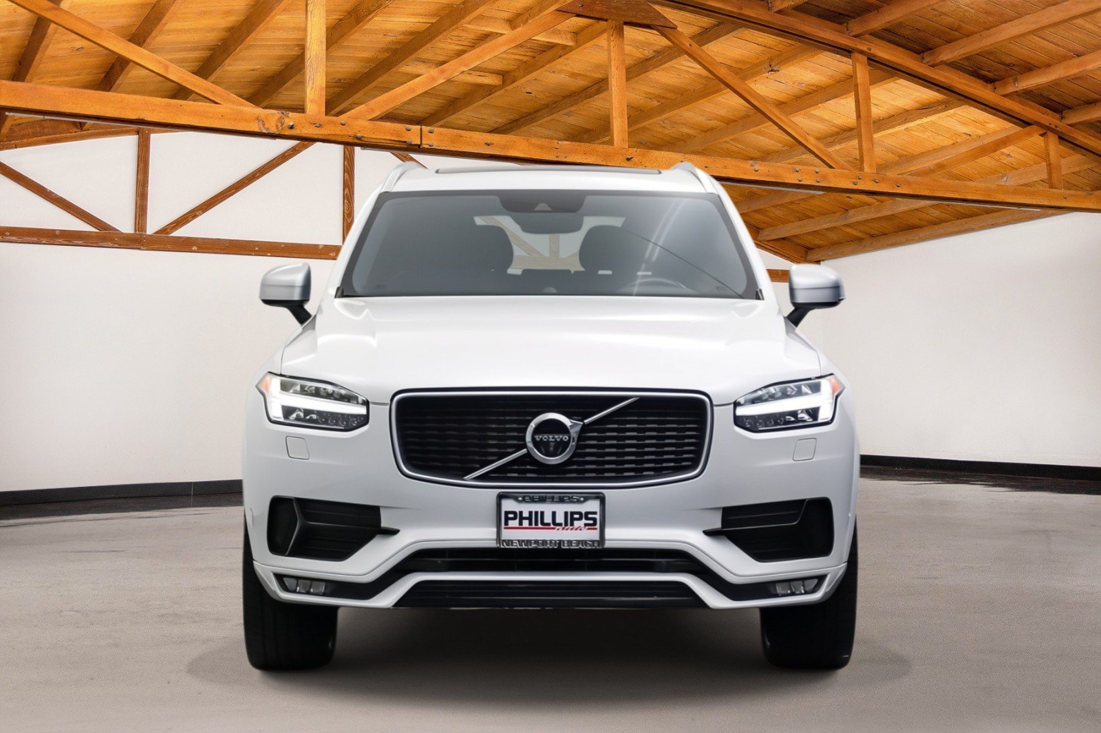 Used 2017 Volvo XC90 T6 R-Design w/ Vision Package AWD/4WD image 8