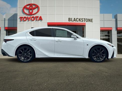 Used 2024 Lexus IS 300 F Sport RWD image 2