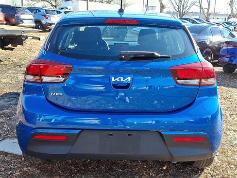 Certified 2022 Kia Rio S image 5