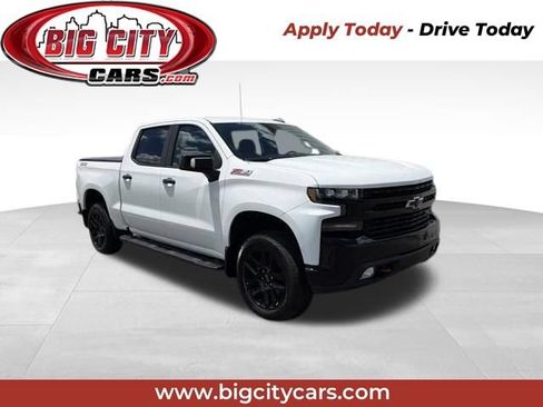 Used 2022 Chevrolet Silverado 1500 LT Trail Boss w/ Safety Package AWD/4WD image 1