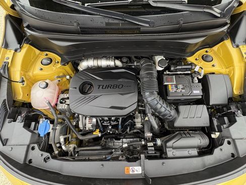 Used 2023 Kia Seltos SX w/ SX Sunroof Package image 16